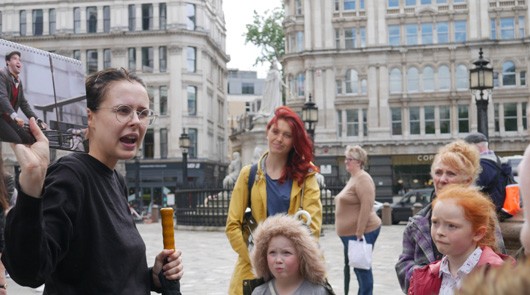 mary poppins tour - guide talking