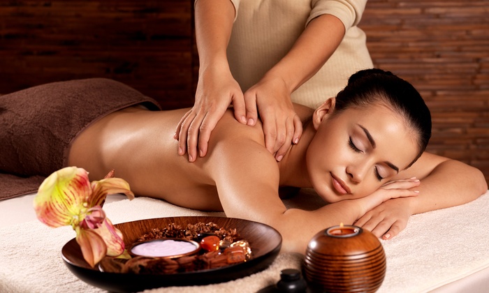 Essential factors to consider while choosing massage studios